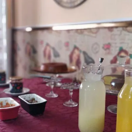 Konukevi The Bohemian Place 4*